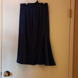 Royal Blue skirt size 4 New with tags never worn new